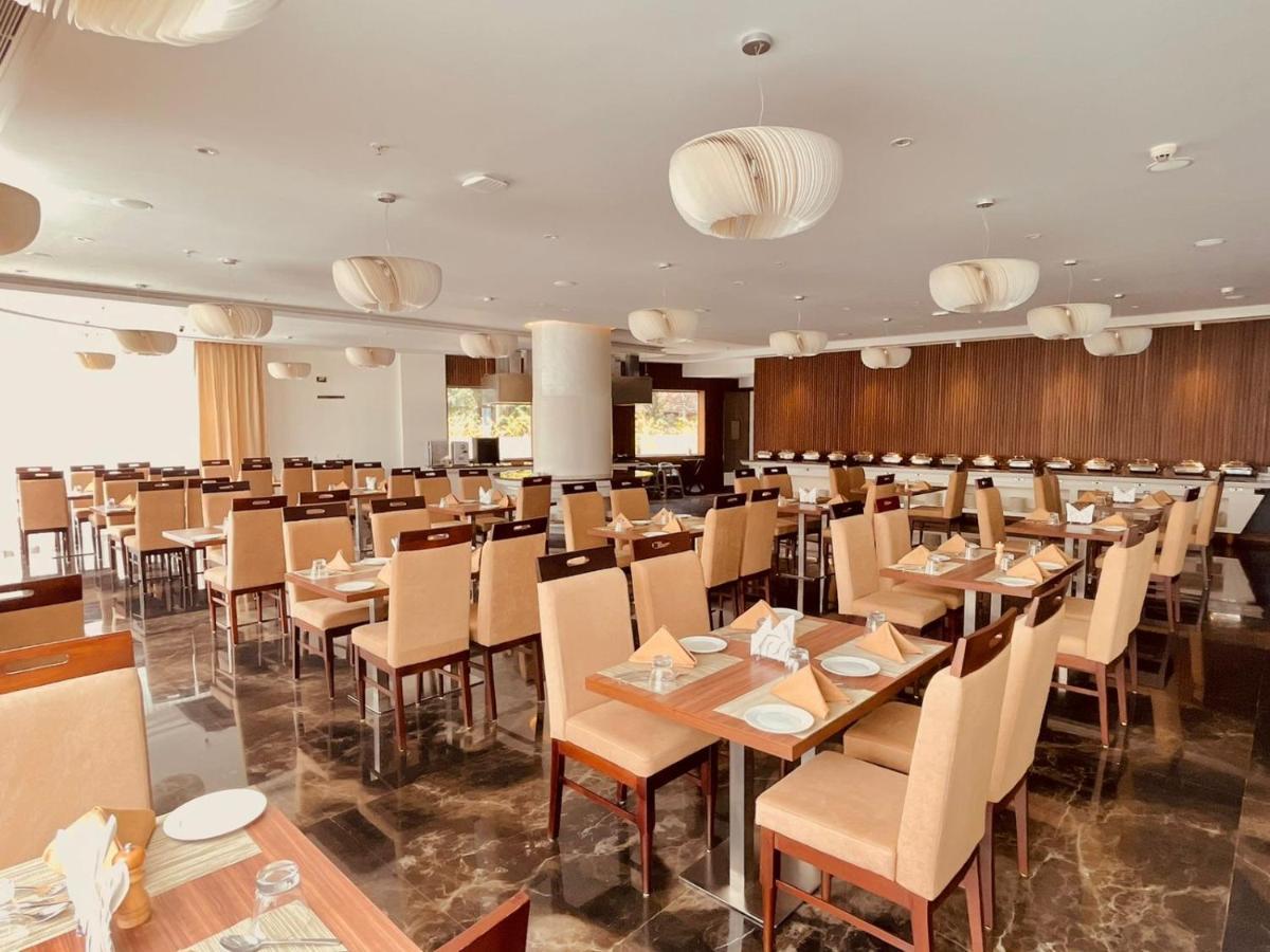 Dimora Kozhikode Hotel Buitenkant foto